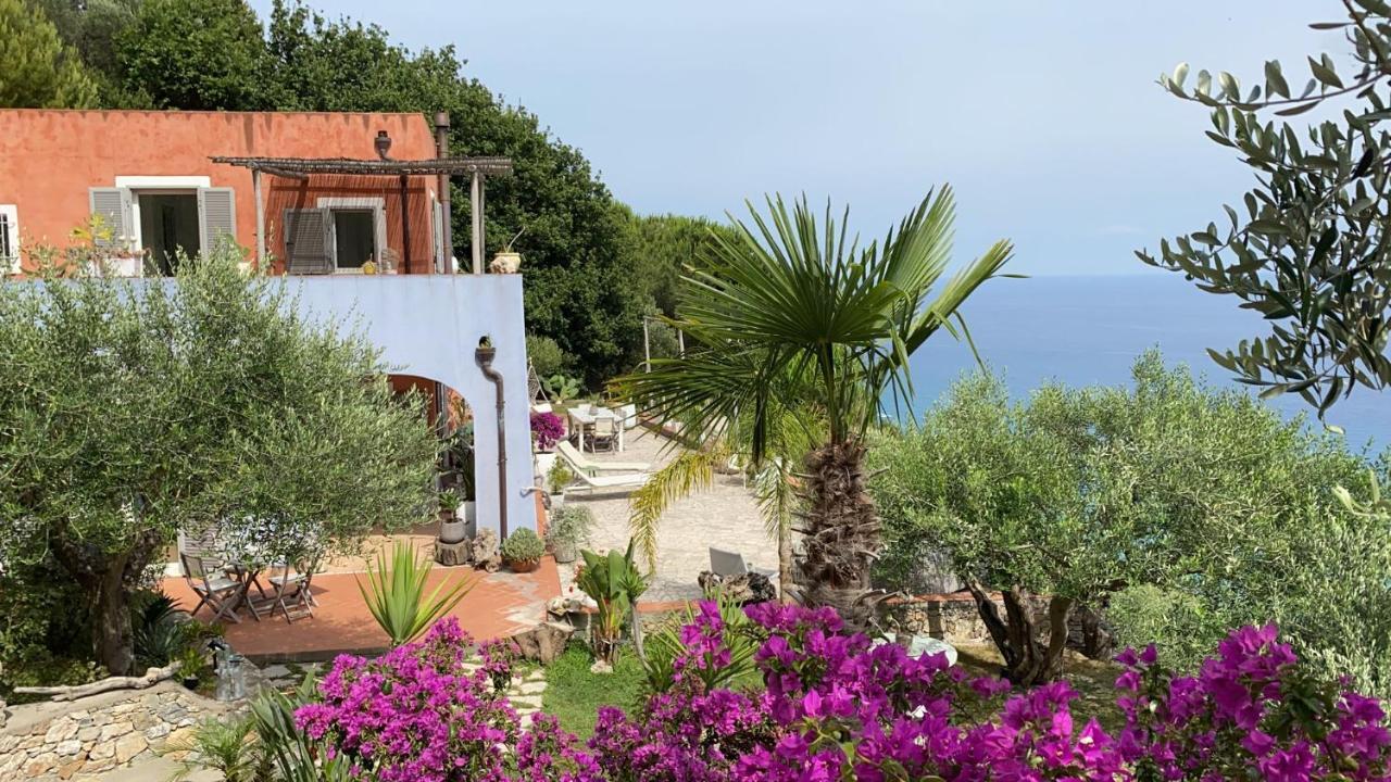 La Bouganvilla Charme & Relax Vista Mare Finale Ligure Exterior foto